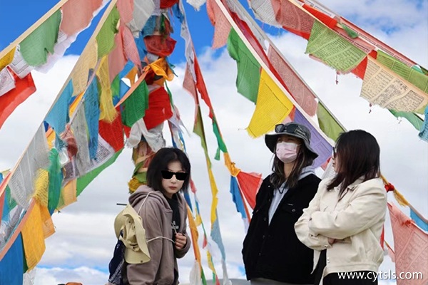 三個人現(xiàn)在去西藏旅游7天多少錢