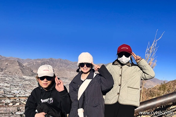 一萬塊夠在西藏玩一個(gè)星期嗎